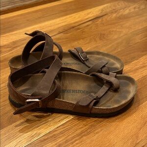 Birkenstock women’s Dark Brown Sandals